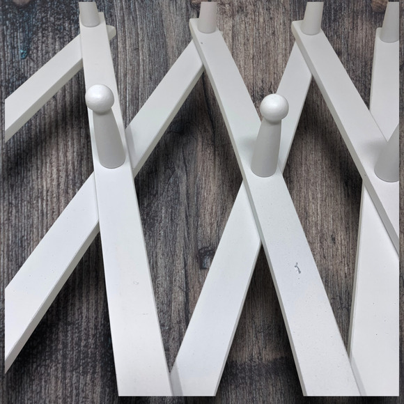 White Wood Accordion Farmhouse Style 17 Peg Expanding Cap Hat Wall Rack Cottage - Picture 6 of 9